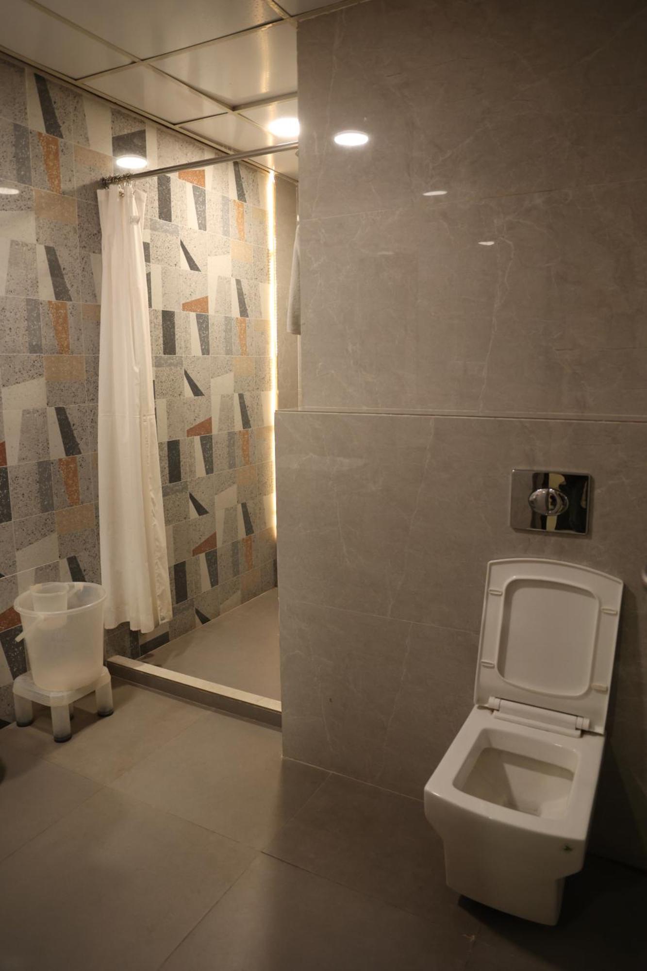 Hotel Pinaka Inn Лакнау Екстериор снимка