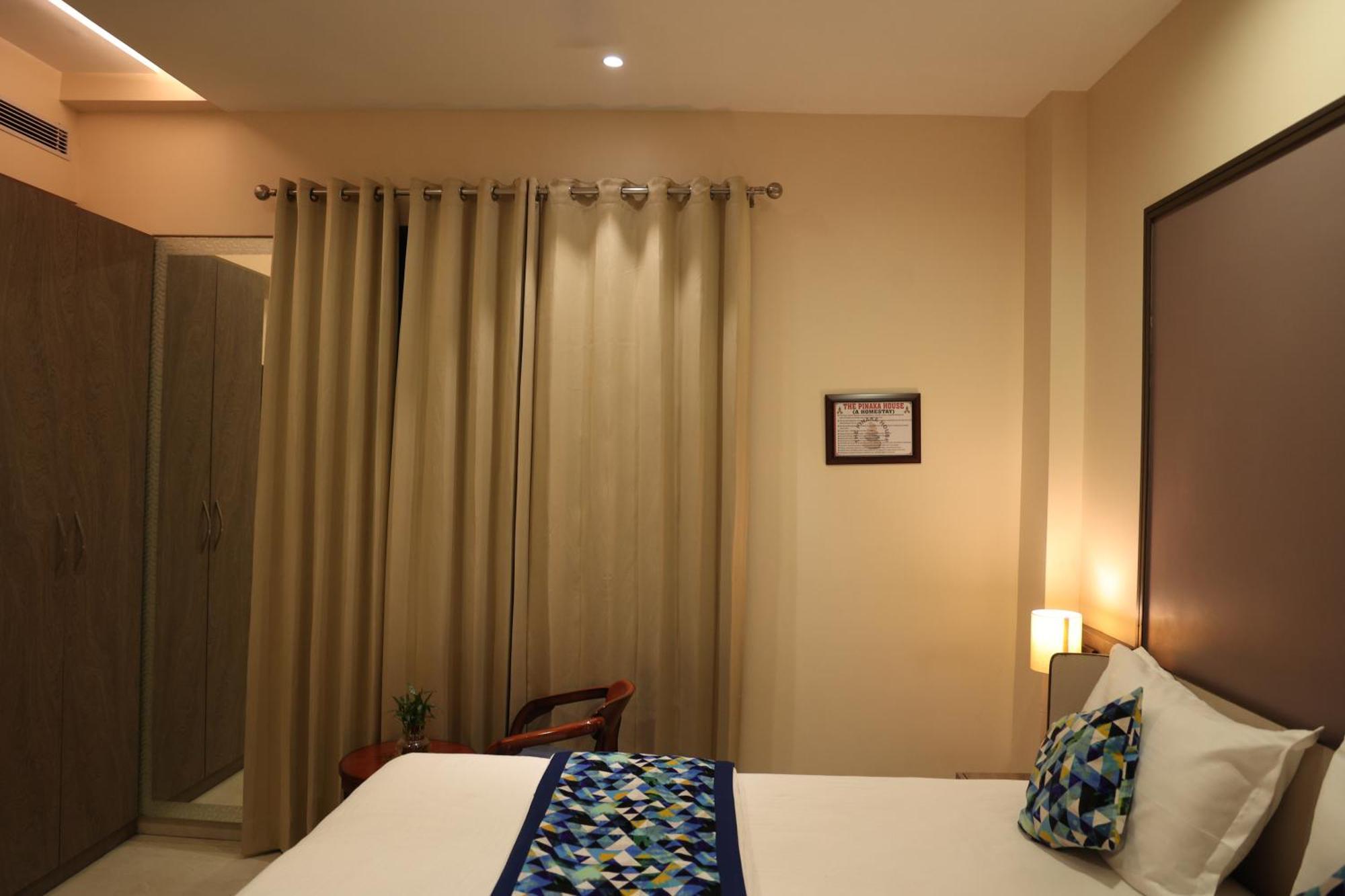 Hotel Pinaka Inn Лакнау Екстериор снимка